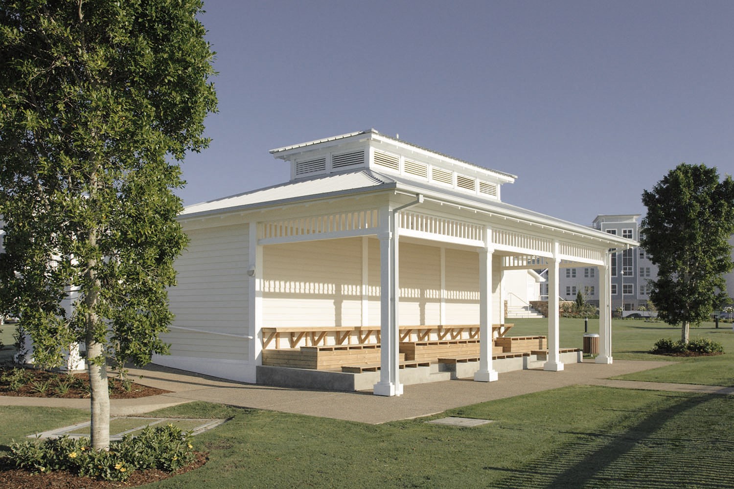 Primeline Weatherboard in Use | James Hardie Primeline Weatherboard - Primeline Cladding | BetaBoard Product Range Page Featured Image 