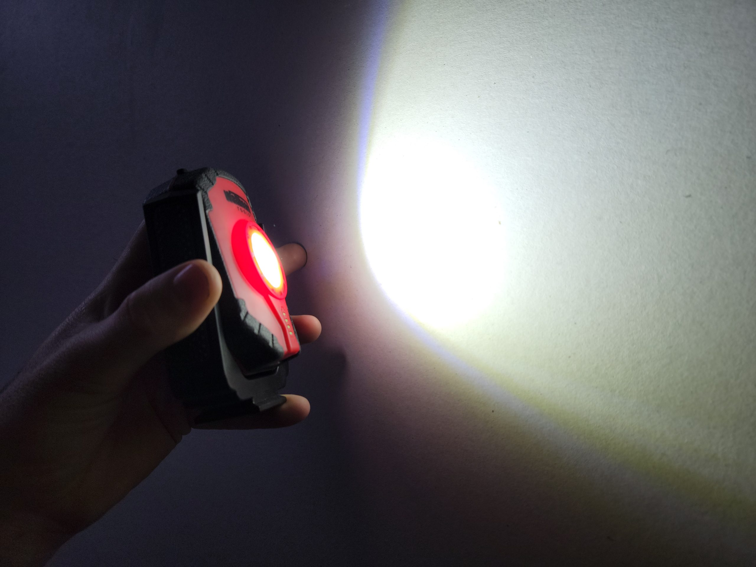 /content/userfiles/images/products/Tools/Wallboard/905210-lighting-scaled.jpeg