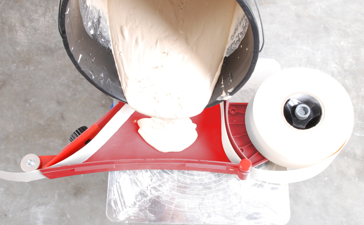 wallboard taping tool